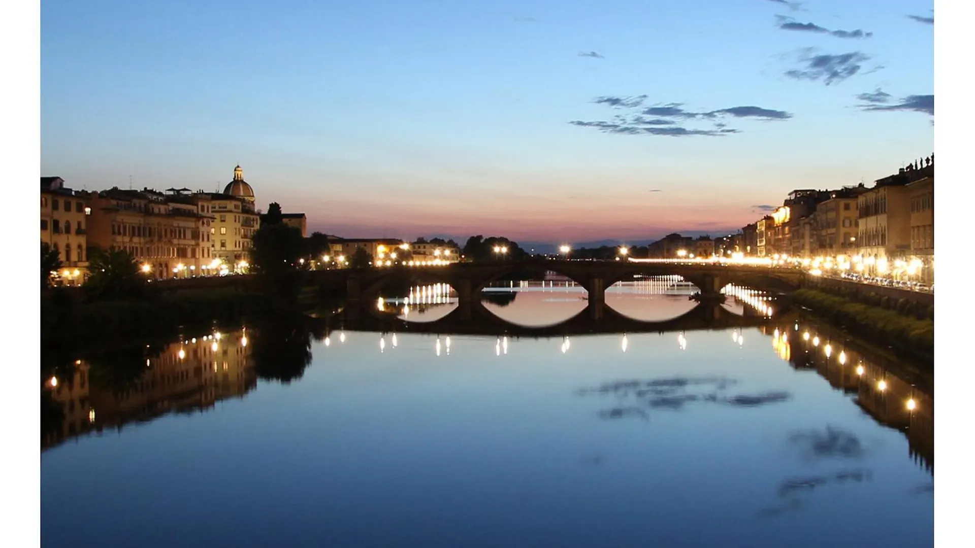 Cozy & Charming Florentine Hideaway By Oteego Florence Italy