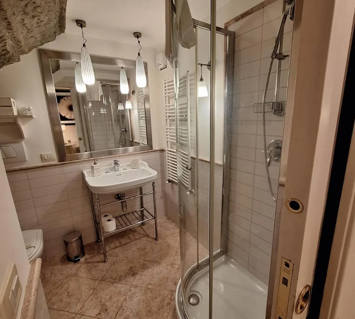 Cozy & Charming Florentine Hideaway By Oteego Florence 0*,