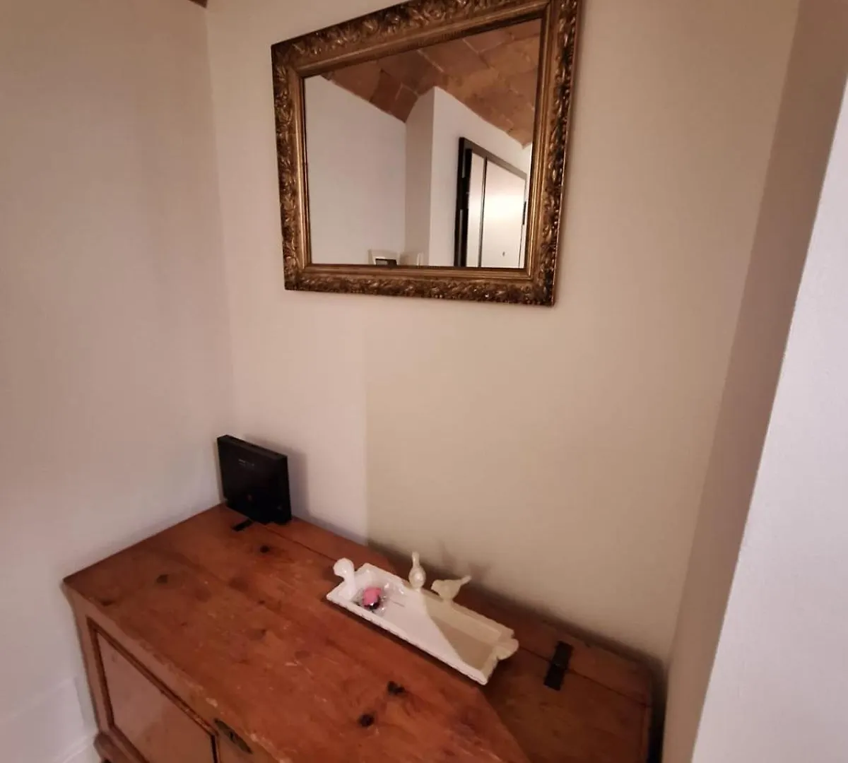 Cozy & Charming Florentine Hideaway By Oteego Florence Italy