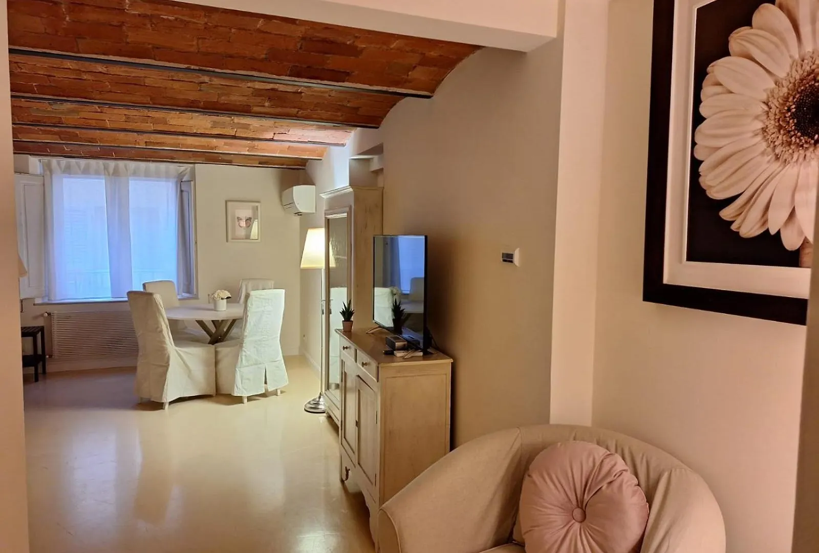 Cozy & Charming Florentine Hideaway By Oteego Florence Apartment