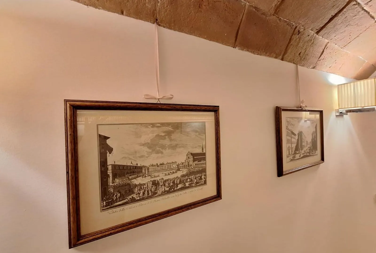 Cozy & Charming Florentine Hideaway Florence